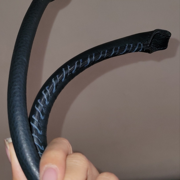 Mark and Graham navy bag purse hobo style shoulder bag gold Hardware - Picture 11 of 15